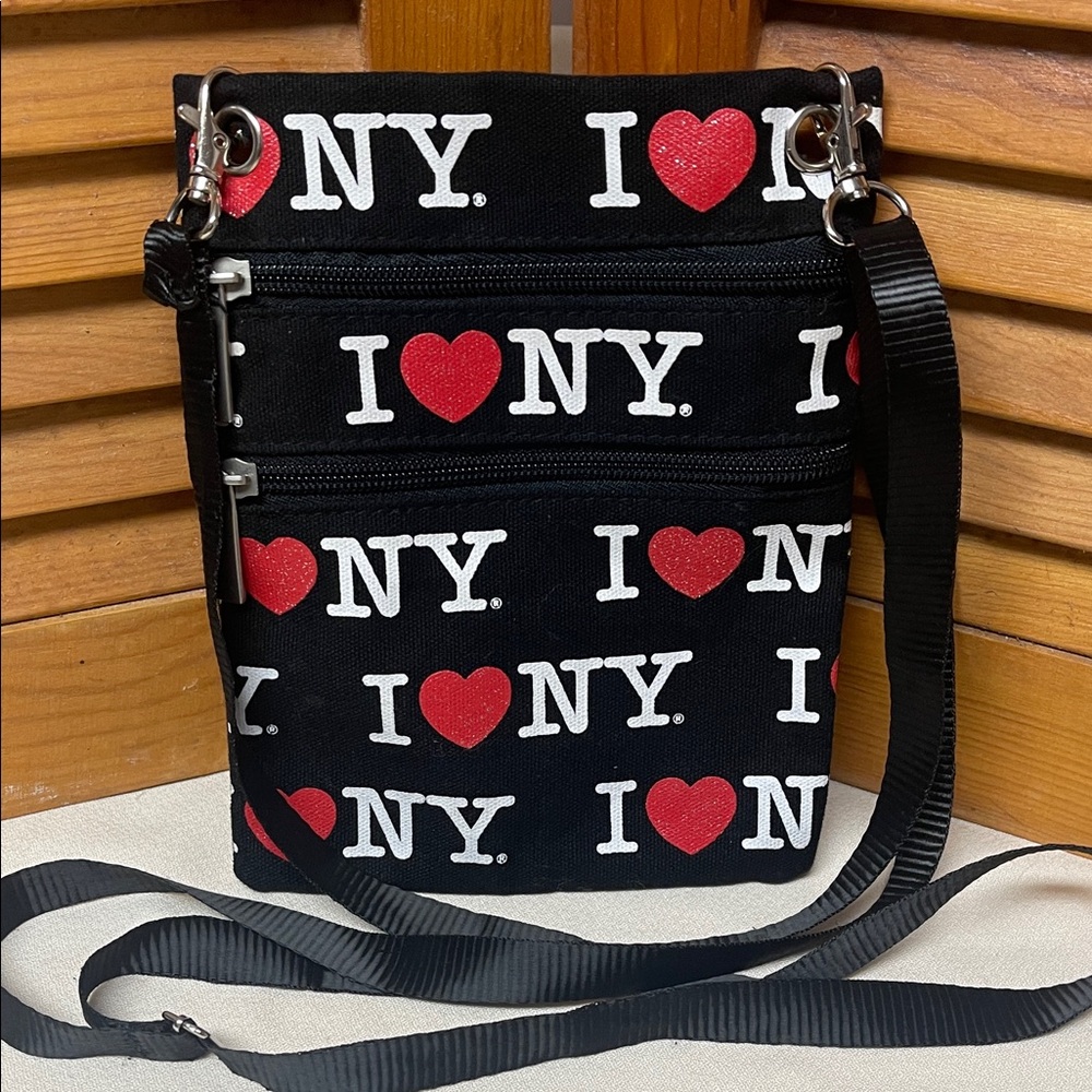 Robin Ruth Black and Red I Love NY Crossbody Bag